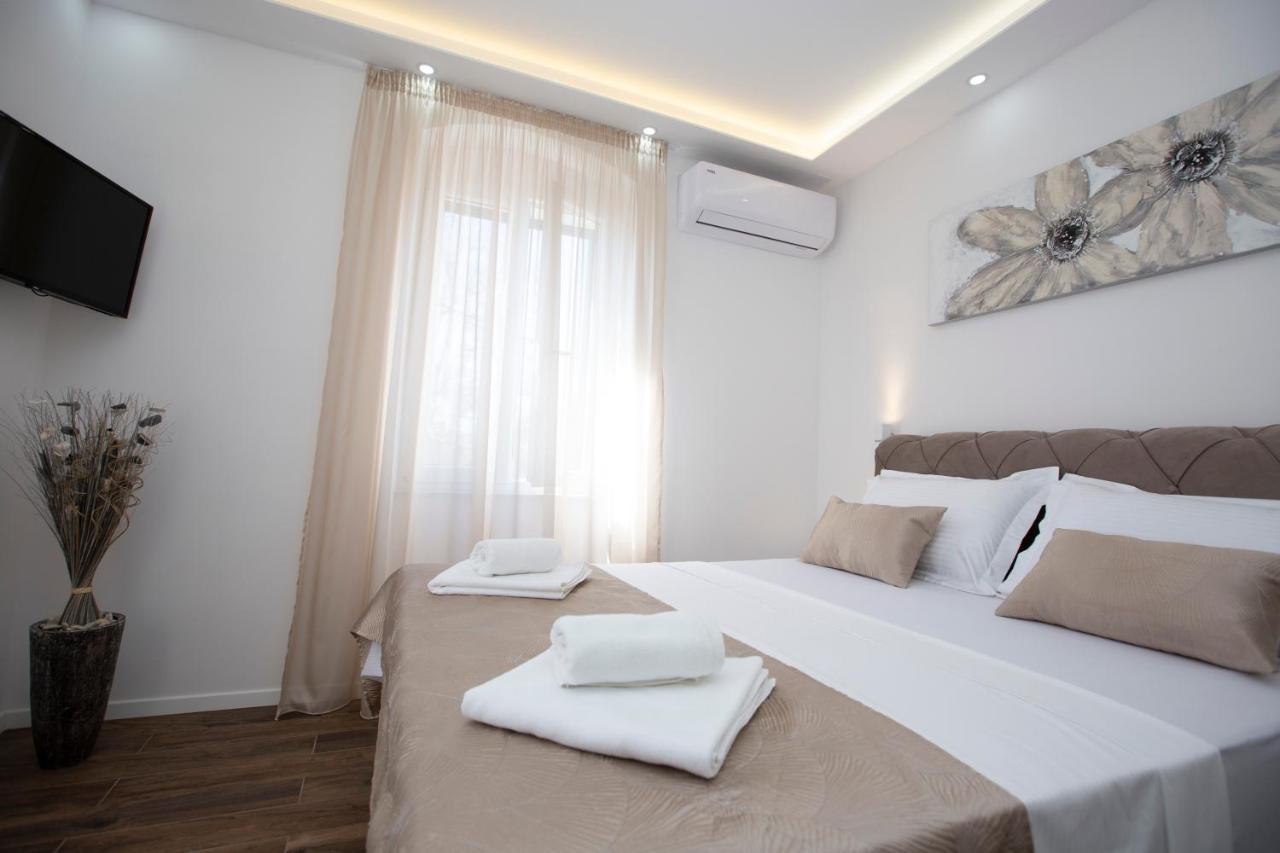 Old Town Apartment Anamarija Сплит Екстериор снимка