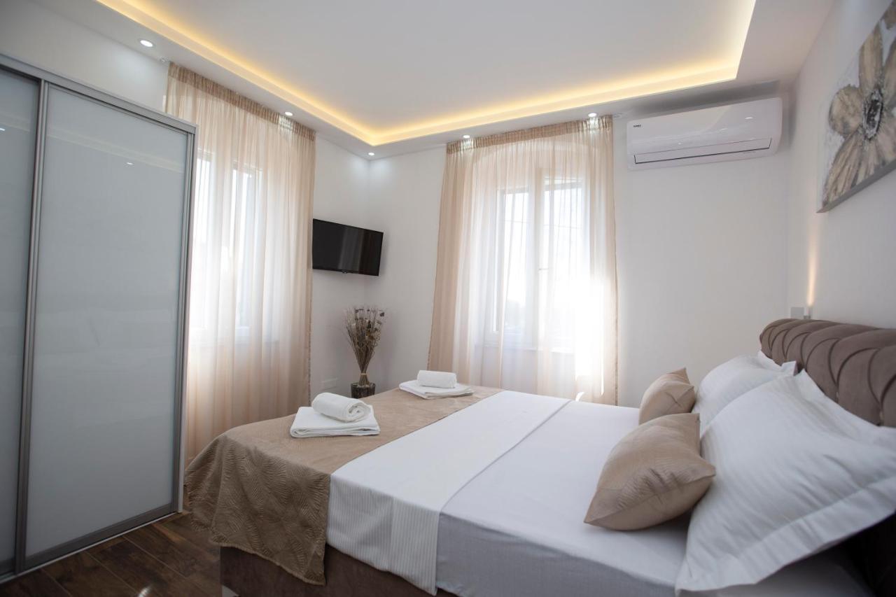 Old Town Apartment Anamarija Сплит Екстериор снимка